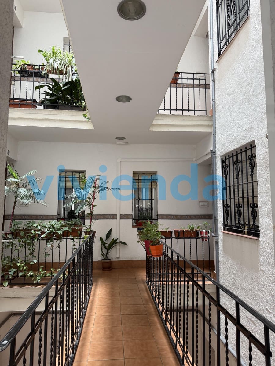 4 slaapkamer Flat te koop in Madrid stad - € 571.400 (Ref: 10061409)