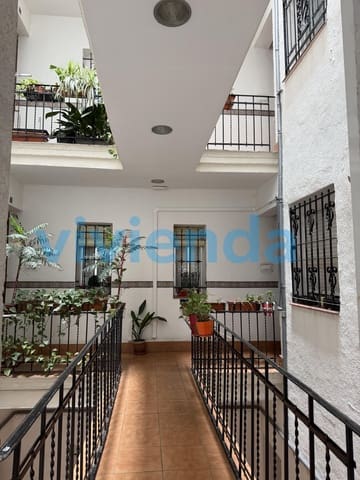4 slaapkamer Flat te koop in Fuente del Berro, Madrid stad - € 571.400 (Ref: 10061409)