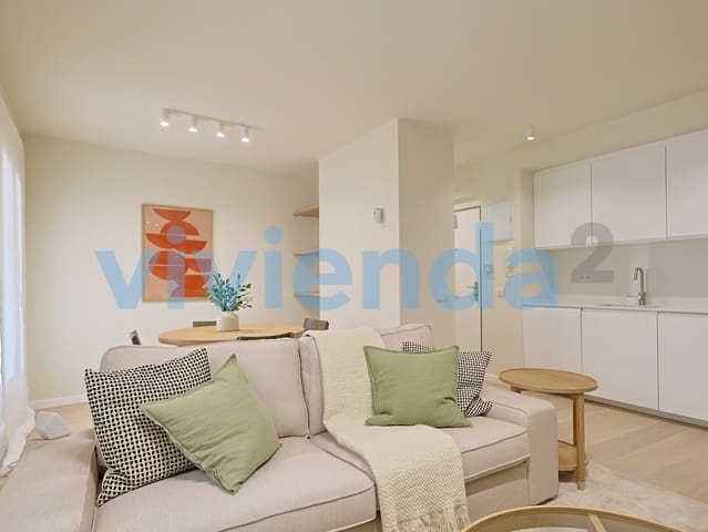 3 sypialnia Mieszkanie do wynajęcia w Embajadores, Miasto Madryt - 2 495 € (Ref: 10061410)
