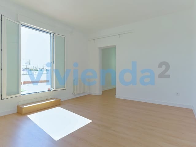 Ático de 4 habitaciones en Hispanoamérica, Madrid ciudad en venta - 1.243.900 € (Ref: 10063917)