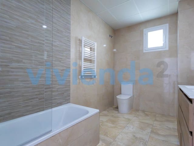 Ático de 4 habitaciones en Hispanoamérica, Madrid ciudad en venta - 1.243.900 € (Ref: 10063917)