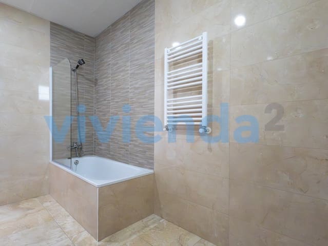 Ático de 4 habitaciones en Hispanoamérica, Madrid ciudad en venta - 1.243.900 € (Ref: 10063917)