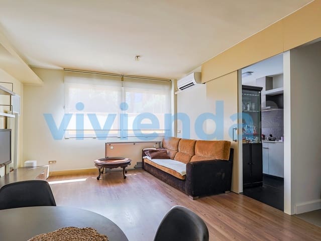2 makuuhuone Asunto myytävänä paikassa Concepción, Madrid kaupunki mukana uima-altaan 
autotalli - 550 000 € (Ref: 10067234)