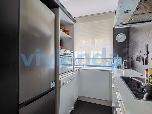 2 makuuhuone Asunto myytävänä paikassa Concepción, Madrid kaupunki mukana uima-altaan 
autotalli - 550 000 € (Ref: 10067234)