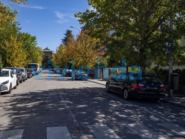 2 sypialnia Mieszkanie na sprzedaż w Concepción, Miasto Madryt z basenem garażem - 550 000 € (Ref: 10067234)