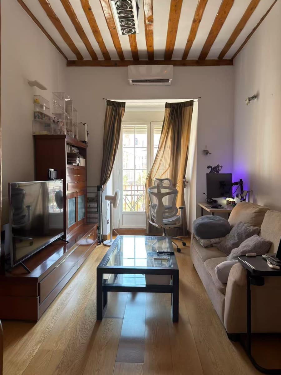 Piso de 1 habitación en Madrid ciudad en alquiler - 1.500 € (Ref: 10075426)