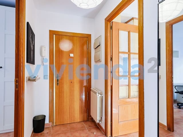 Piso de 2 habitaciones en Embajadores, Madrid ciudad en alquiler - 1.350 € (Ref: 10075427)