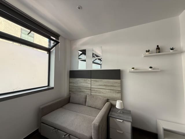 Studio à louer à Berruguete, Madrid ville - 800 € (Ref: 10077743)