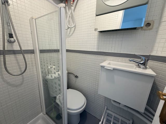 Studio à louer à Berruguete, Madrid ville - 800 € (Ref: 10077743)