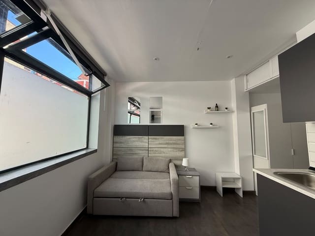 Studio à louer à Berruguete, Madrid ville - 800 € (Ref: 10077743)