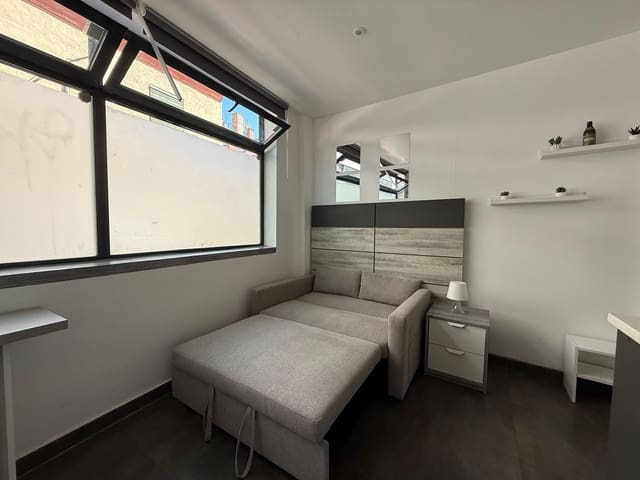 Studio à louer à Berruguete, Madrid ville - 800 € (Ref: 10077743)