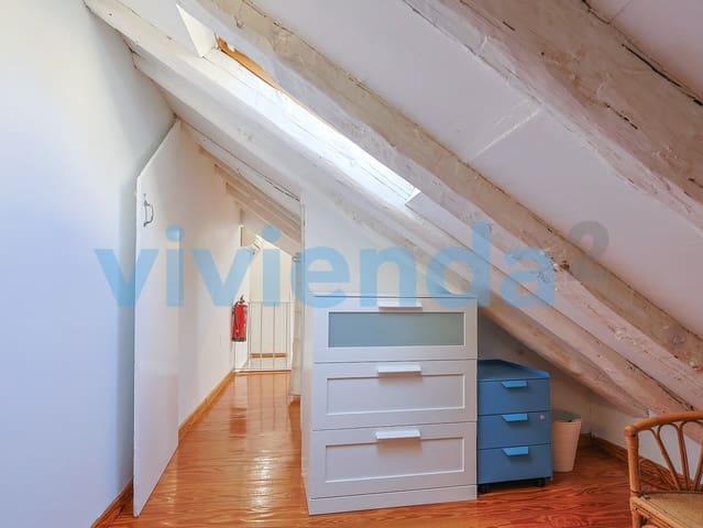 4 camera da letto Appartamento da affittare in Universidad, Madrid città - 2.000 € (Rif: 10080576)