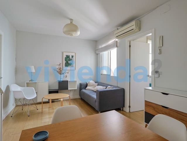 4 camera da letto Appartamento da affittare in Universidad, Madrid città - 2.000 € (Rif: 10080576)