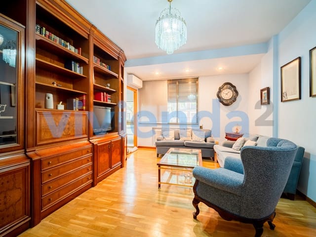 3 sovrum Lägenhet att hyra i Pacífico, Madrid stad - 1 650 € (Ref: 10080577)
