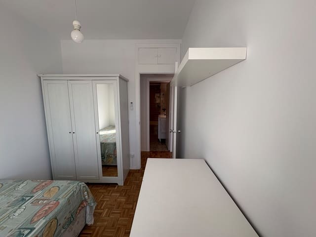 3 camera da letto Appartamento da affittare in Hispanoamérica, Madrid città - 2.100 € (Rif: 10097580)