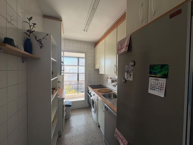 3 camera da letto Appartamento da affittare in Hispanoamérica, Madrid città - 2.100 € (Rif: 10097580)
