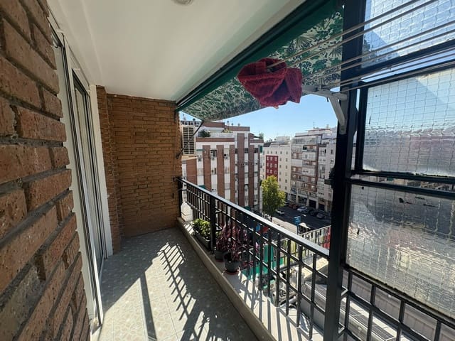 3 camera da letto Appartamento da affittare in Hispanoamérica, Madrid città - 2.100 € (Rif: 10097580)