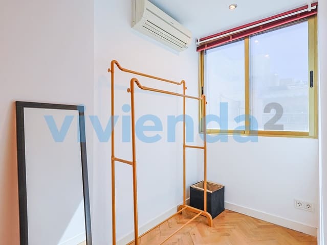 2 slaapkamer Flat te huur in Rios Rosas, Madrid stad met garage - € 1.900 (Ref: 10099776)