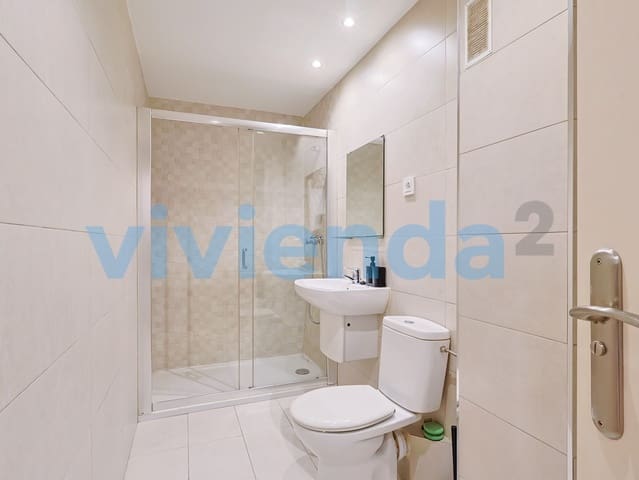2 slaapkamer Flat te huur in Rios Rosas, Madrid stad met garage - € 1.900 (Ref: 10099776)