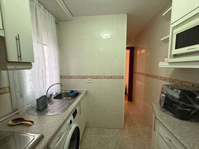 Piso de 2 habitaciones en Bellas Vistas, Madrid ciudad en alquiler - 1.050 € (Ref: 10101903)