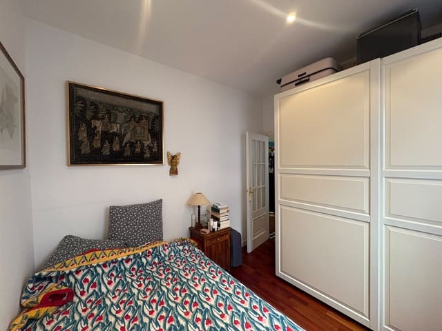 2 slaapkamer Flat te huur in Ibiza, Madrid stad - € 1.950 (Ref: 10109053)