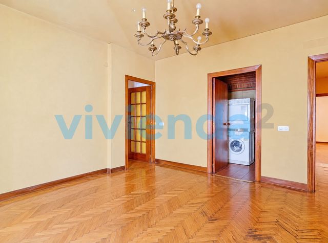 4 sovrum Lägenhet till salu i Gaztambide, Madrid stad - 970 000 € (Ref: 10110926)