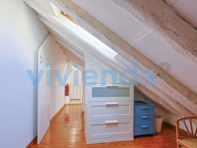 Piso de 4 habitaciones en Universidad, Madrid ciudad en venta con piscina - 510.000 € (Ref: 10110927)