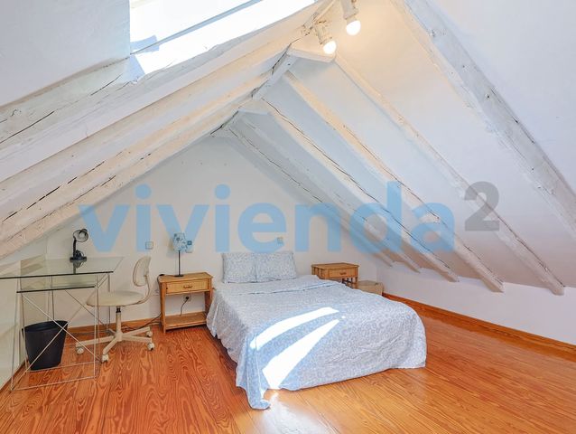 Piso de 4 habitaciones en Universidad, Madrid ciudad en venta con piscina - 510.000 € (Ref: 10110927)
