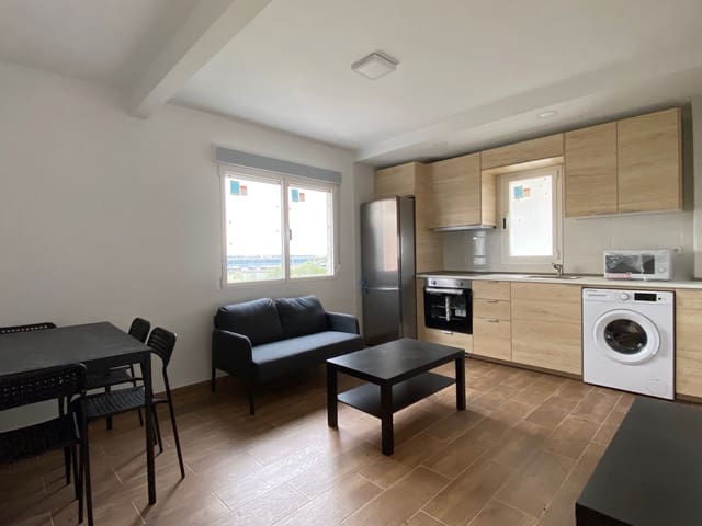 Appartement de 1 chambre à louer à Pinar del Rey, Madrid ville - 926 € (Ref: 10115526)