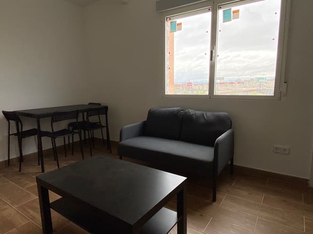 Appartement de 1 chambre à louer à Pinar del Rey, Madrid ville - 926 € (Ref: 10115526)