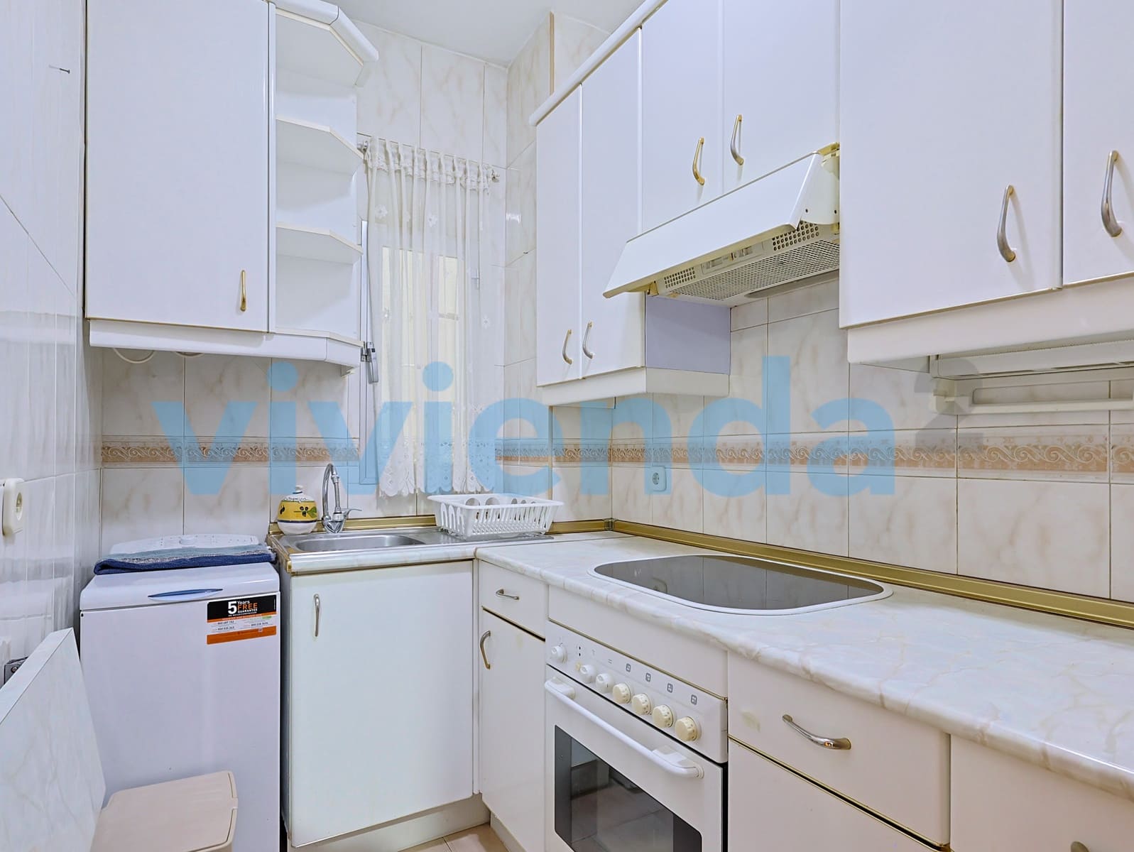 2 sovrum Lägenhet till salu i Madrid stad med pool - 262 900 € (Ref: 10131342)