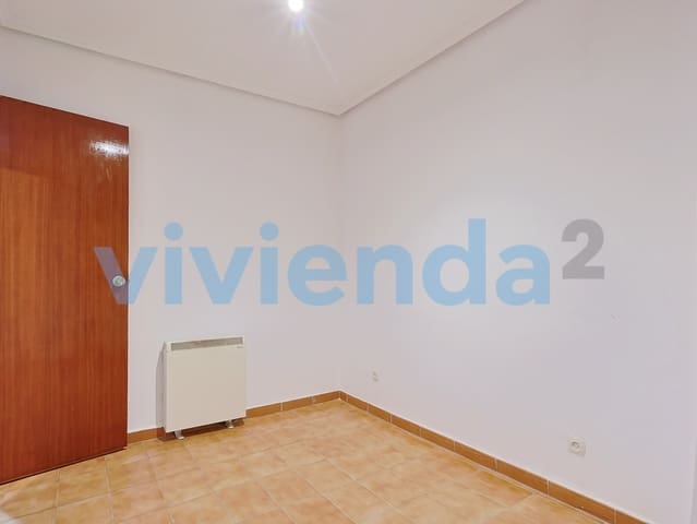 2 sovrum Lägenhet till salu i Pacífico, Madrid stad med pool - 262 900 € (Ref: 10131342)