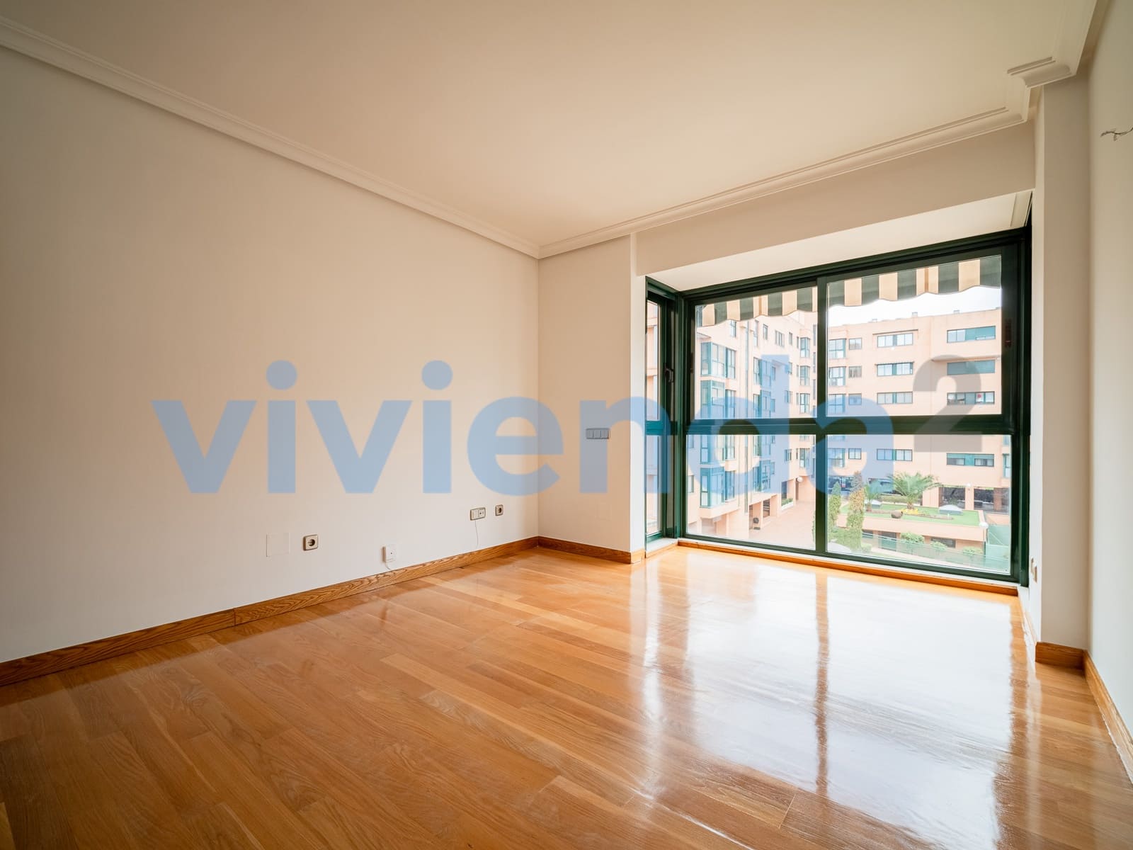 2 soveværelse Lejlighed til leje i Madrid by med swimmingpool garage - € 1.800 (Ref: 10131343)