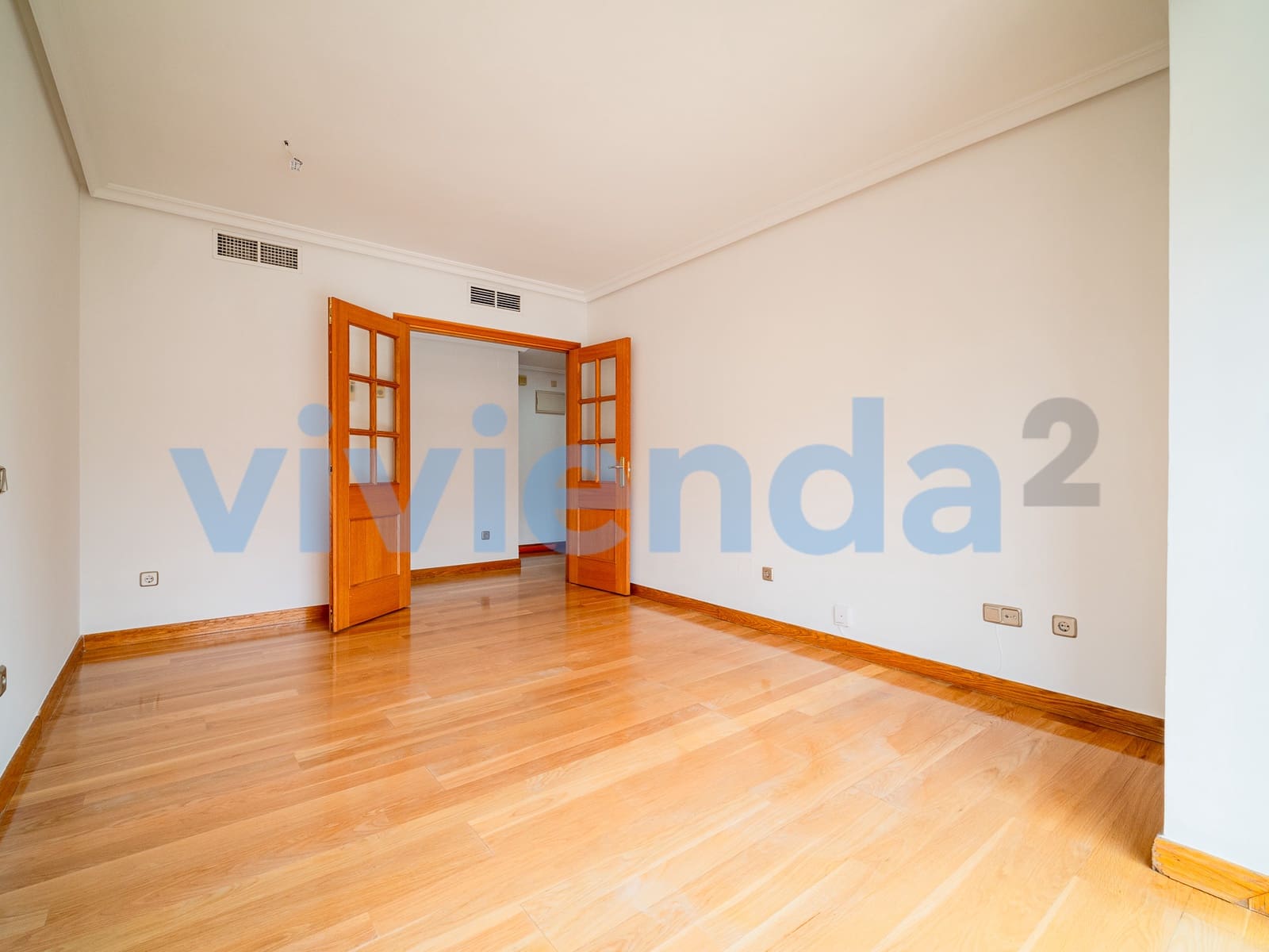 2 soveværelse Lejlighed til leje i Madrid by med swimmingpool garage - € 1.800 (Ref: 10131343)