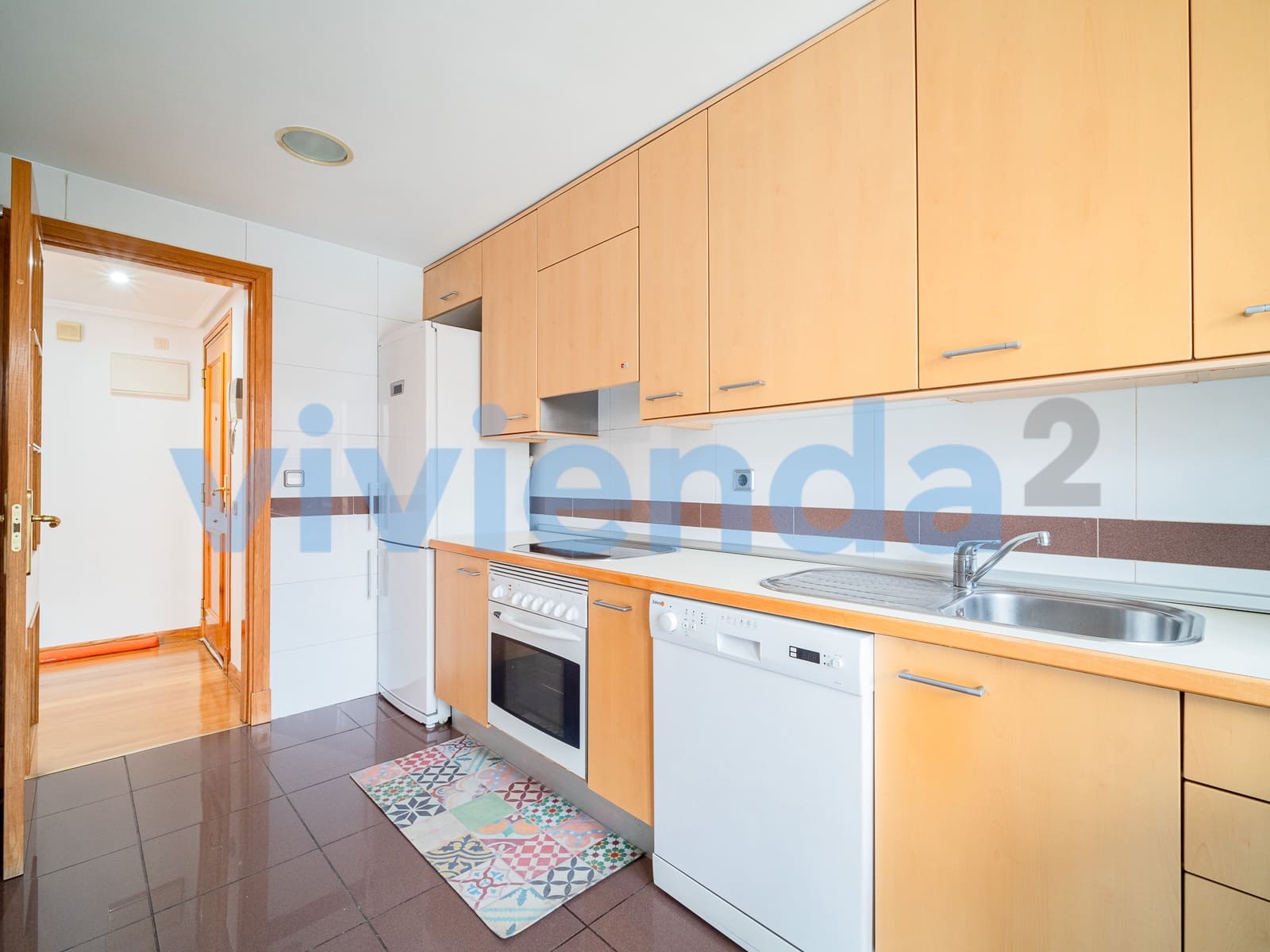 2 soveværelse Lejlighed til leje i Madrid by med swimmingpool garage - € 1.800 (Ref: 10131343)