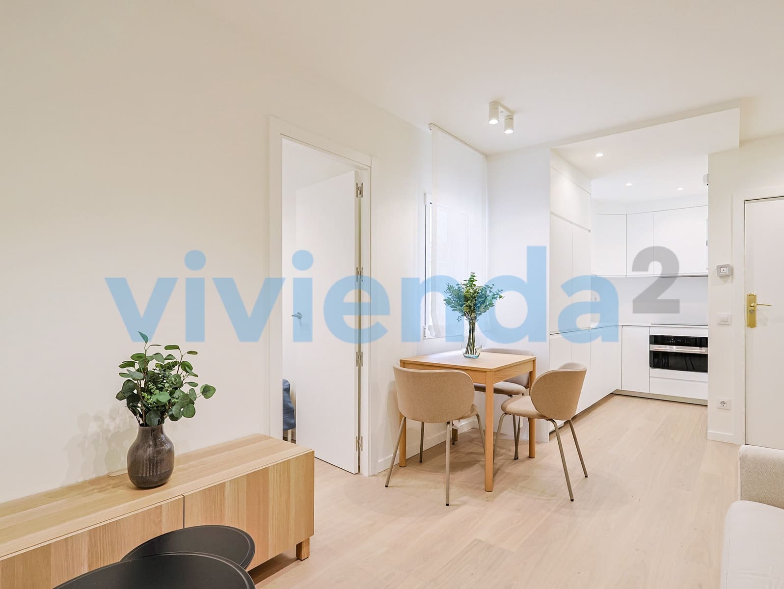 3 bedroom Flat for rent in Madrid city - € 1,975 (Ref: 10154850)