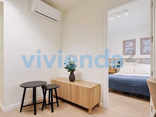 3 sovrum Lägenhet att hyra i Embajadores, Madrid stad - 1 975 € (Ref: 10154850)