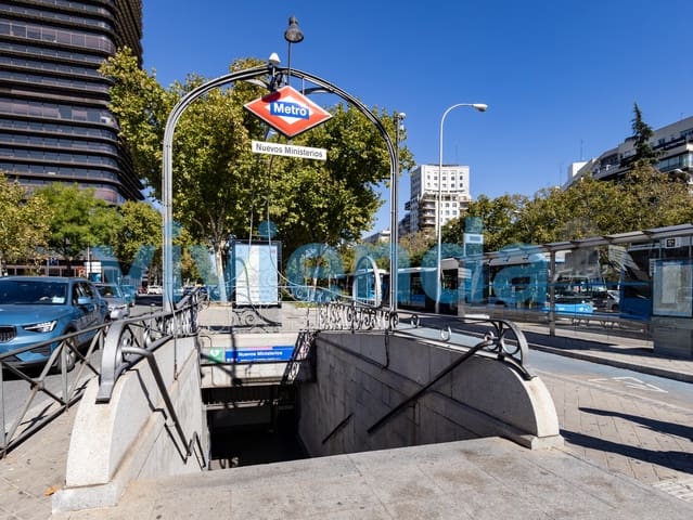 4 slaapkamer Flat te koop in El Viso, Madrid stad - € 1.399.000 (Ref: 10159202)