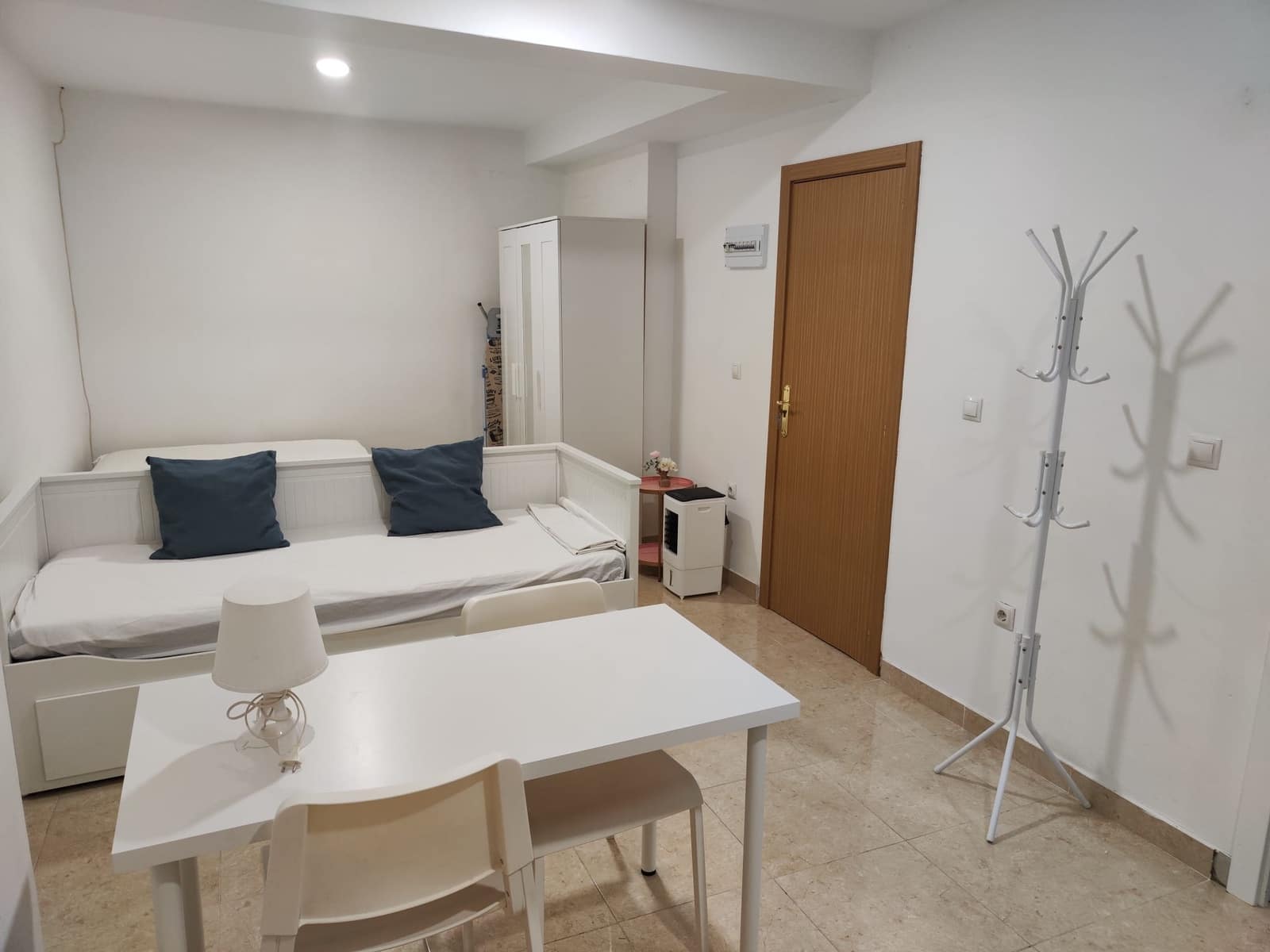 1 soveværelse Lejlighed til leje i Madrid by - € 1.150 (Ref: 10159203)