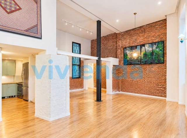 2 soverom Bedrift til salgs i Palacio, Madrid by - € 599 000 (Ref: 10161140)