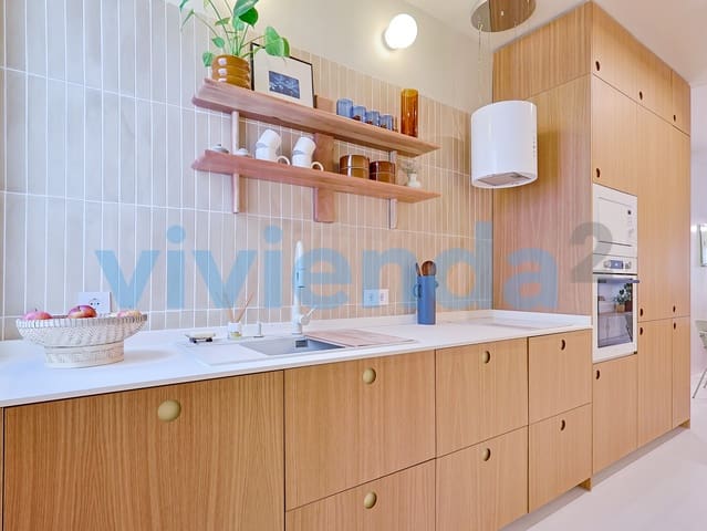 1 slaapkamer Flat te koop in Embajadores, Madrid stad - € 389.000 (Ref: 10171140)