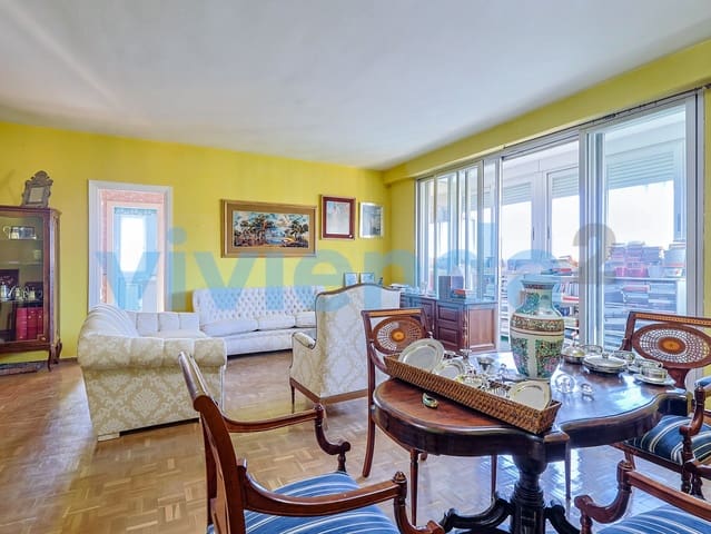 4 bedroom Flat for sale in Costillares, Madrid city with pool - € 995,000 (Ref: 10173208)