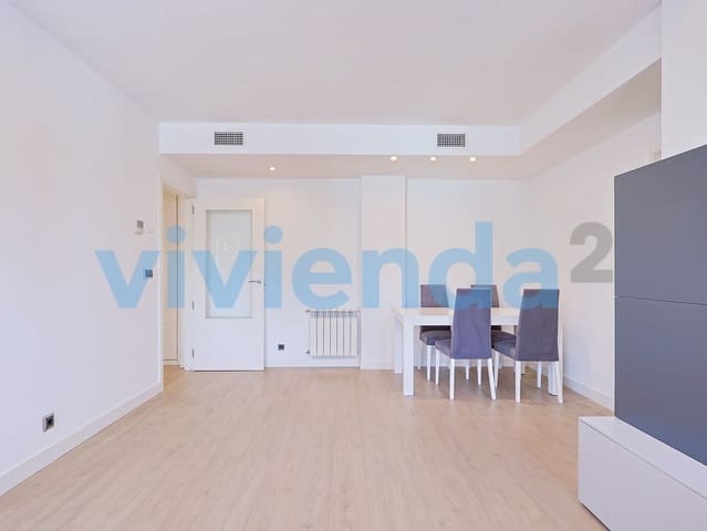 2 soverom Leilighet til leie i Valdefuentes, Madrid by med svømmebasseng garasje - € 1 650 (Ref: 10173209)
