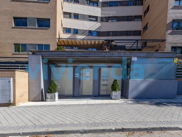 2 soverom Leilighet til leie i Valdefuentes, Madrid by med svømmebasseng garasje - € 1 650 (Ref: 10173209)