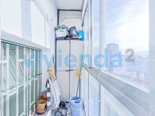 3 soveværelse Lejlighed til salg i Simancas, Madrid by med garage - € 432.000 (Ref: 10180024)