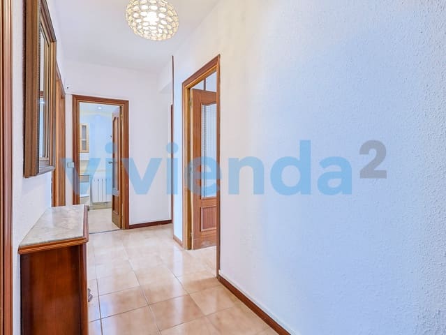 3 soveværelse Lejlighed til salg i Simancas, Madrid by med garage - € 432.000 (Ref: 10180024)