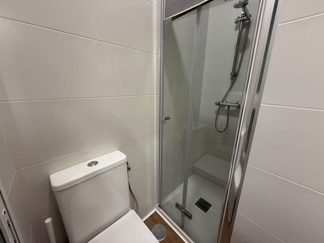 2 soverom Leilighet til leie i Universidad, Madrid by - € 1 250 (Ref: 10180028)