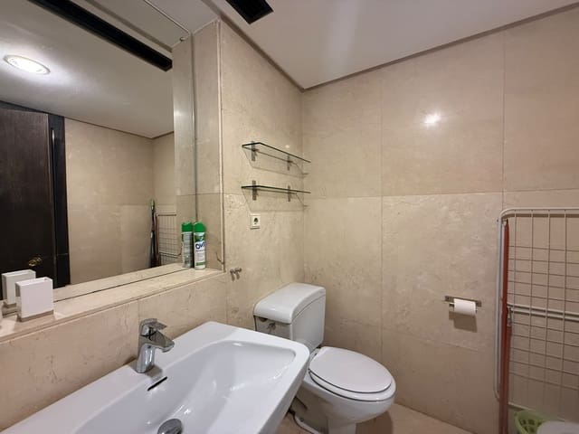 Studio te huur in Castellana, Madrid stad - € 1.175 (Ref: 10180029)