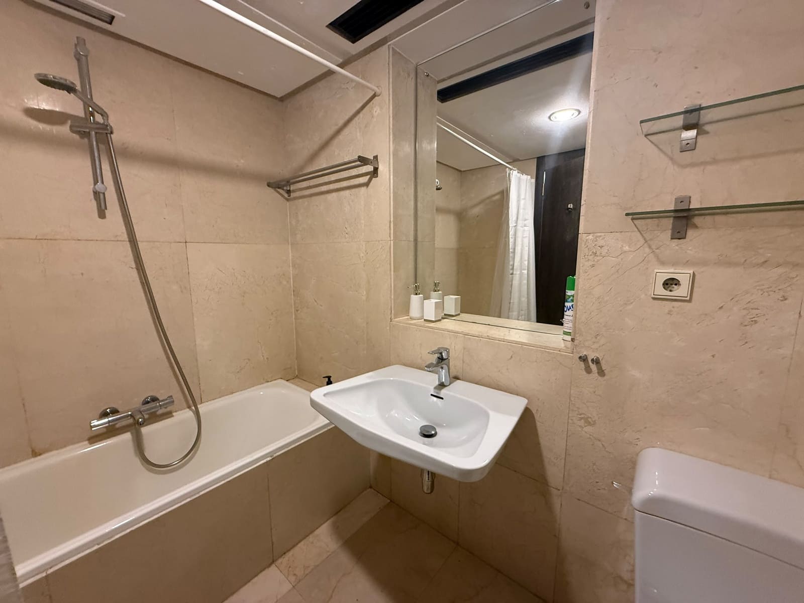 Monolocale da affittare in Madrid citta - 1.175 € (Rif: 10180029)