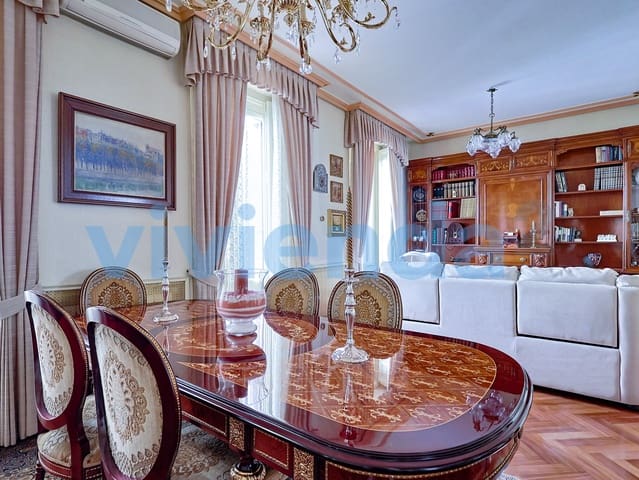 3 soveværelse Lejlighed til salg i Sol, Madrid by med garage - € 1.036.300 (Ref: 10186607)